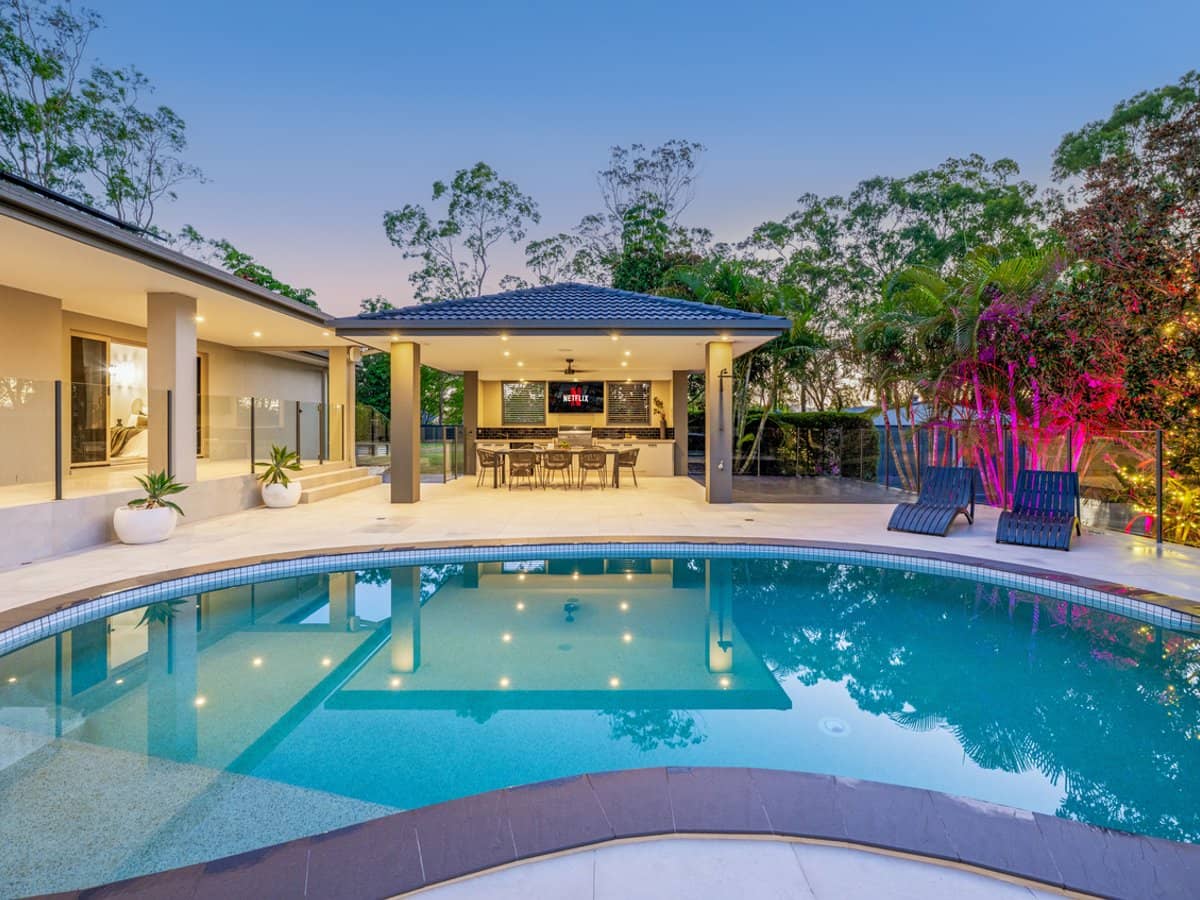 4 Riverdowns Crescent, HELENSVALE - Thumbnail 1