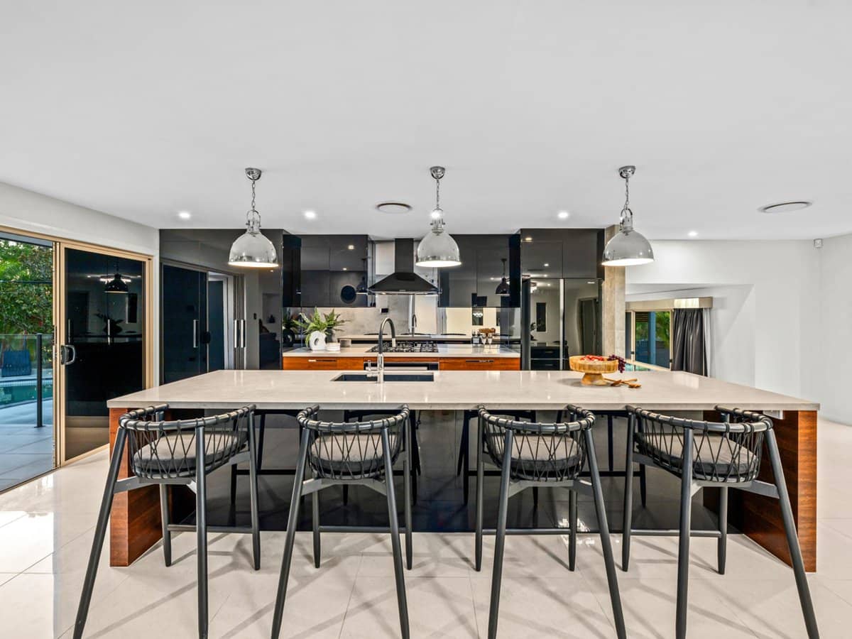 4 Riverdowns Crescent, HELENSVALE - Thumbnail 17