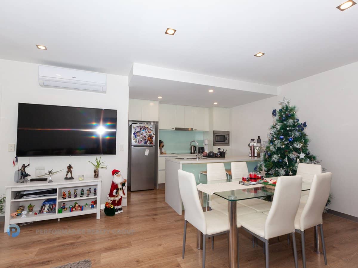 31 Bourton Road, MERRIMAC - Thumbnail 11