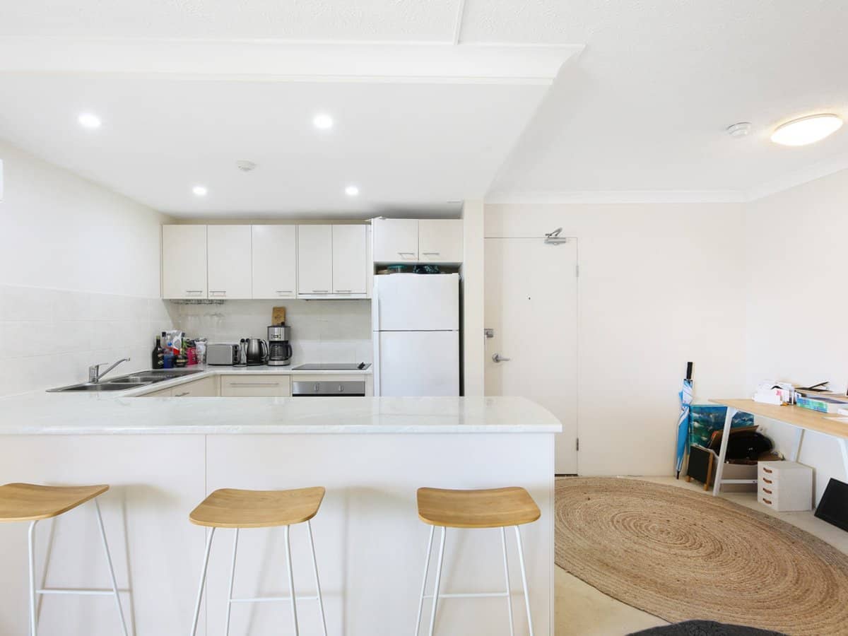 29 Hill Avenue, Burleigh Heads - Thumbnail 3