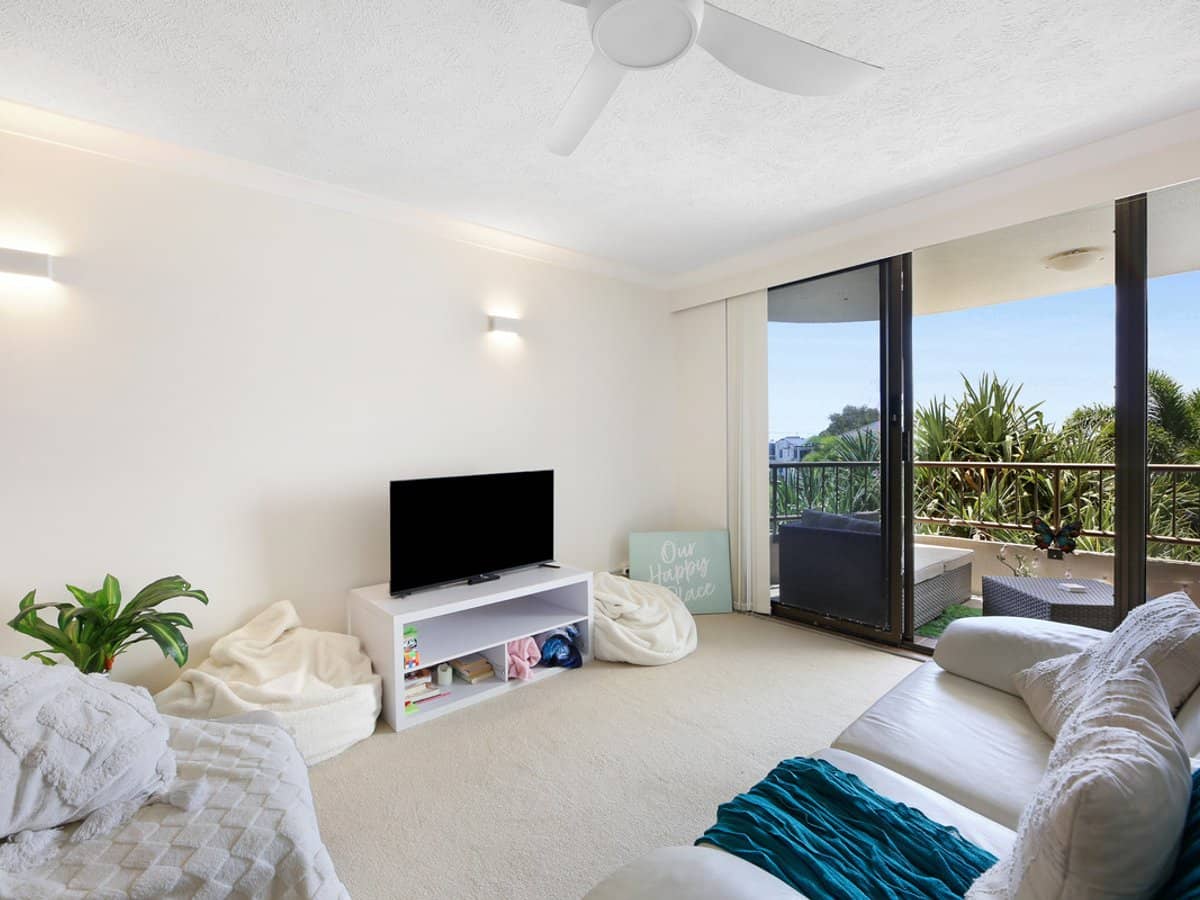 29 Hill Avenue, Burleigh Heads - Thumbnail 5