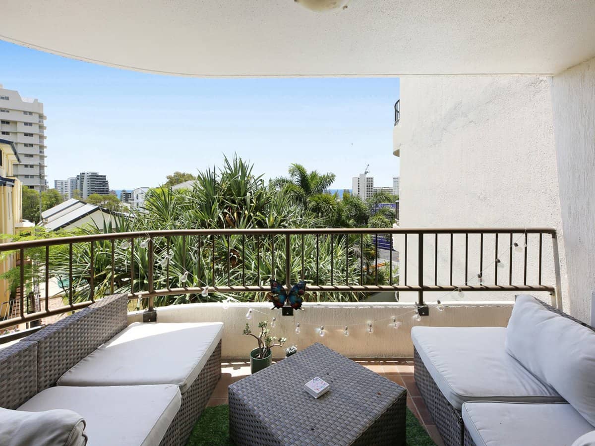 29 Hill Avenue, Burleigh Heads - Thumbnail 8