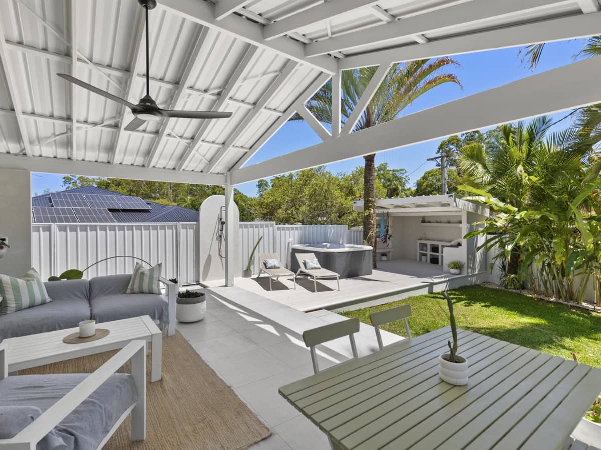 20 Sturt Street, MOLENDINAR - Thumbnail 2