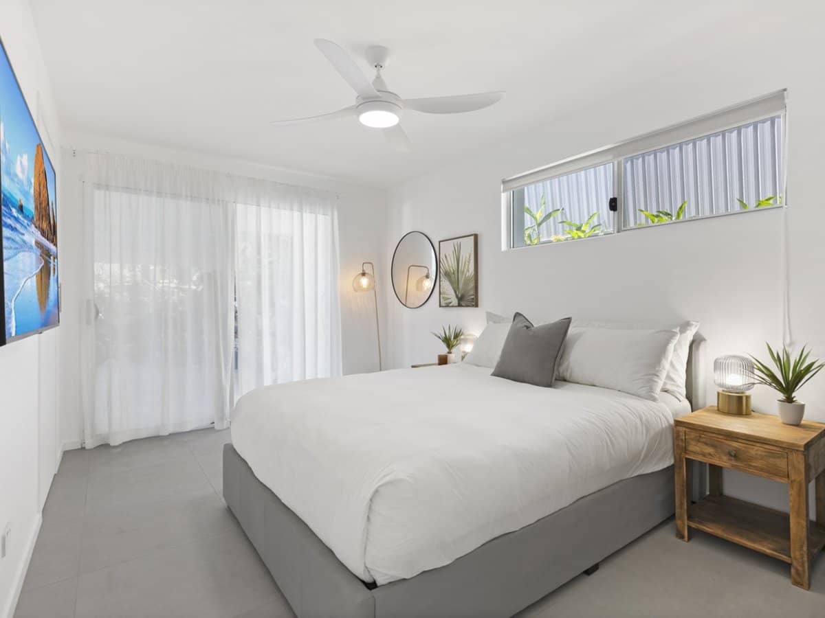 20 Sturt Street, MOLENDINAR - Thumbnail 6