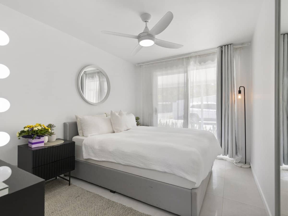 20 Sturt Street, MOLENDINAR - Thumbnail 11