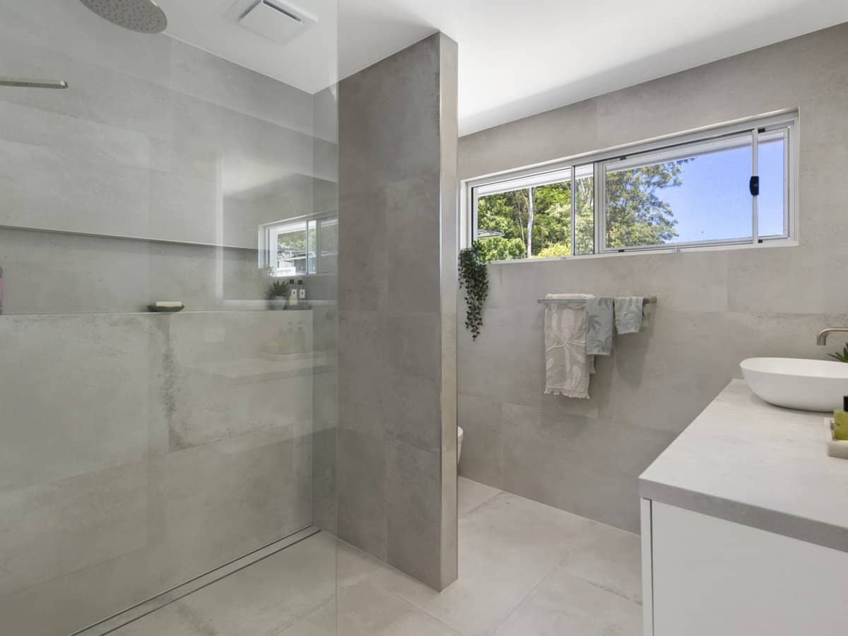 20 Sturt Street, MOLENDINAR - Thumbnail 12