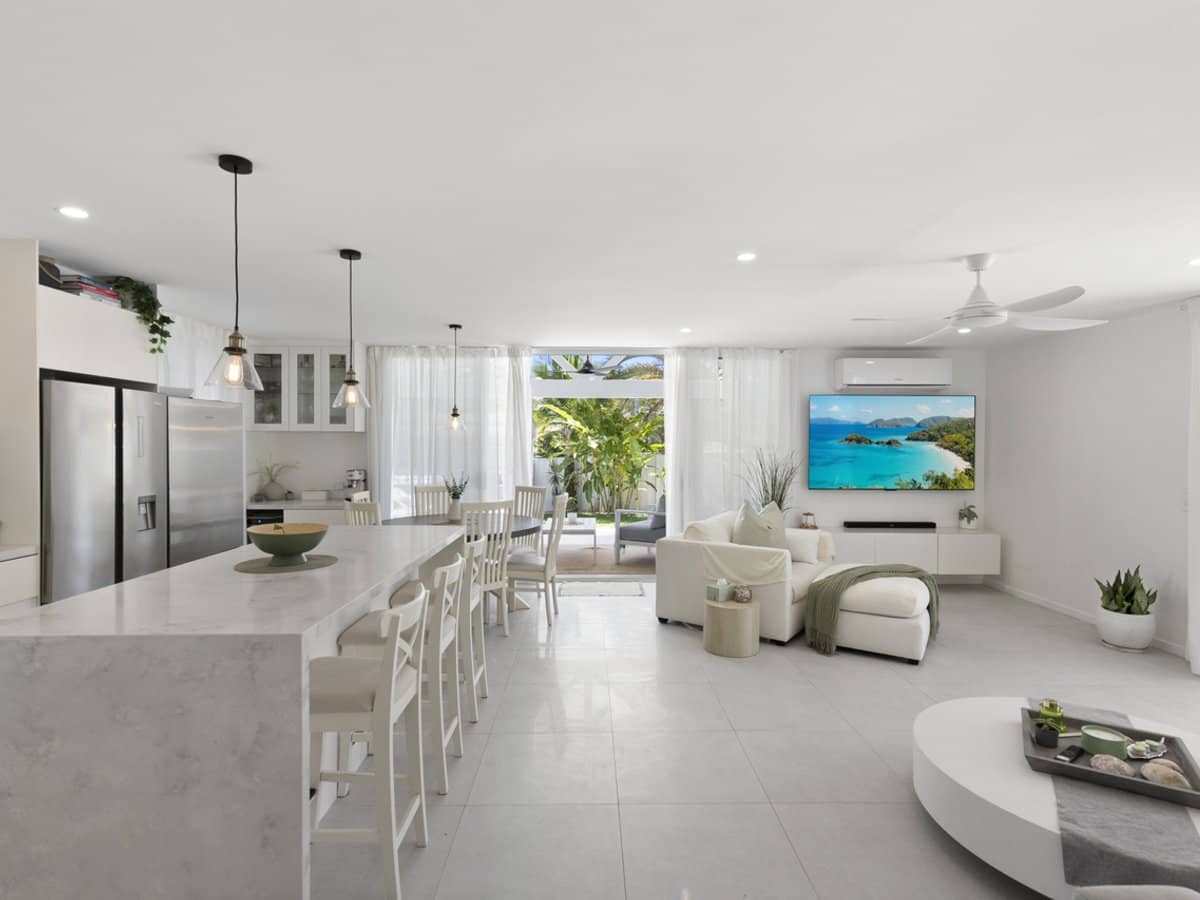 20 Sturt Street, MOLENDINAR - Thumbnail 13