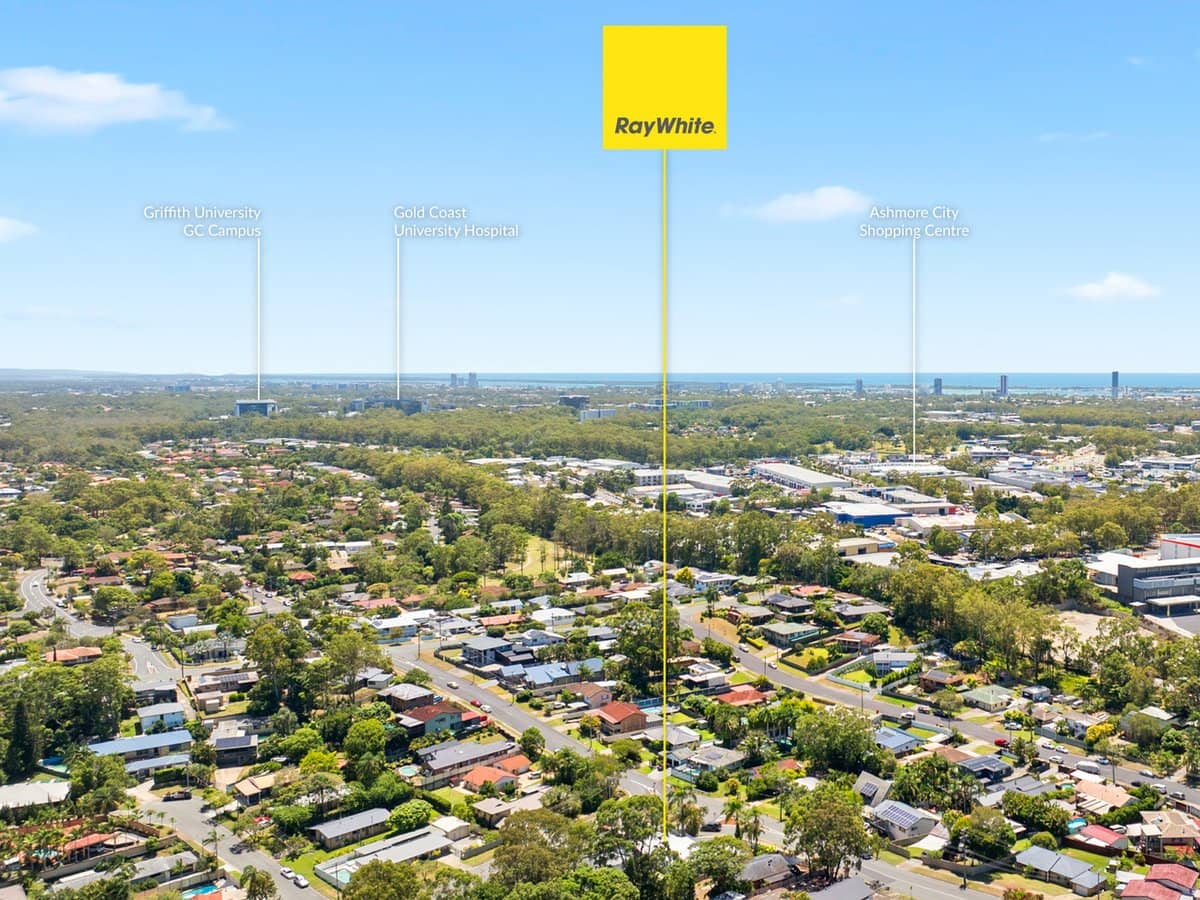 20 Sturt Street, MOLENDINAR - Thumbnail 24