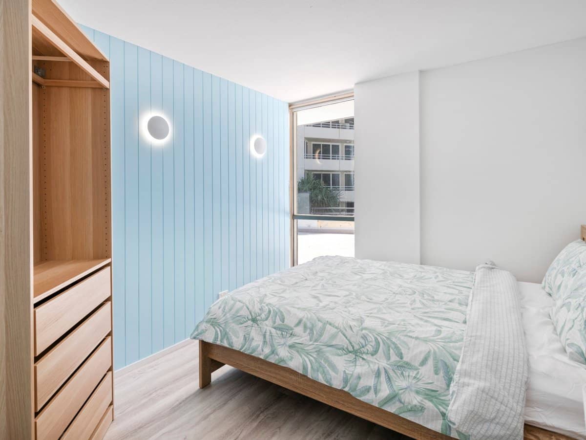 19 Orchid Avenue, SURFERS PARADISE - Thumbnail 8