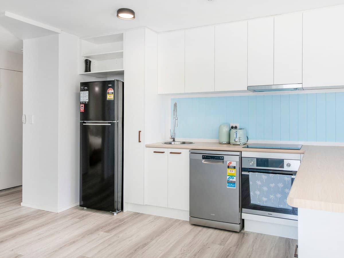 19 Orchid Avenue, SURFERS PARADISE - Thumbnail 11