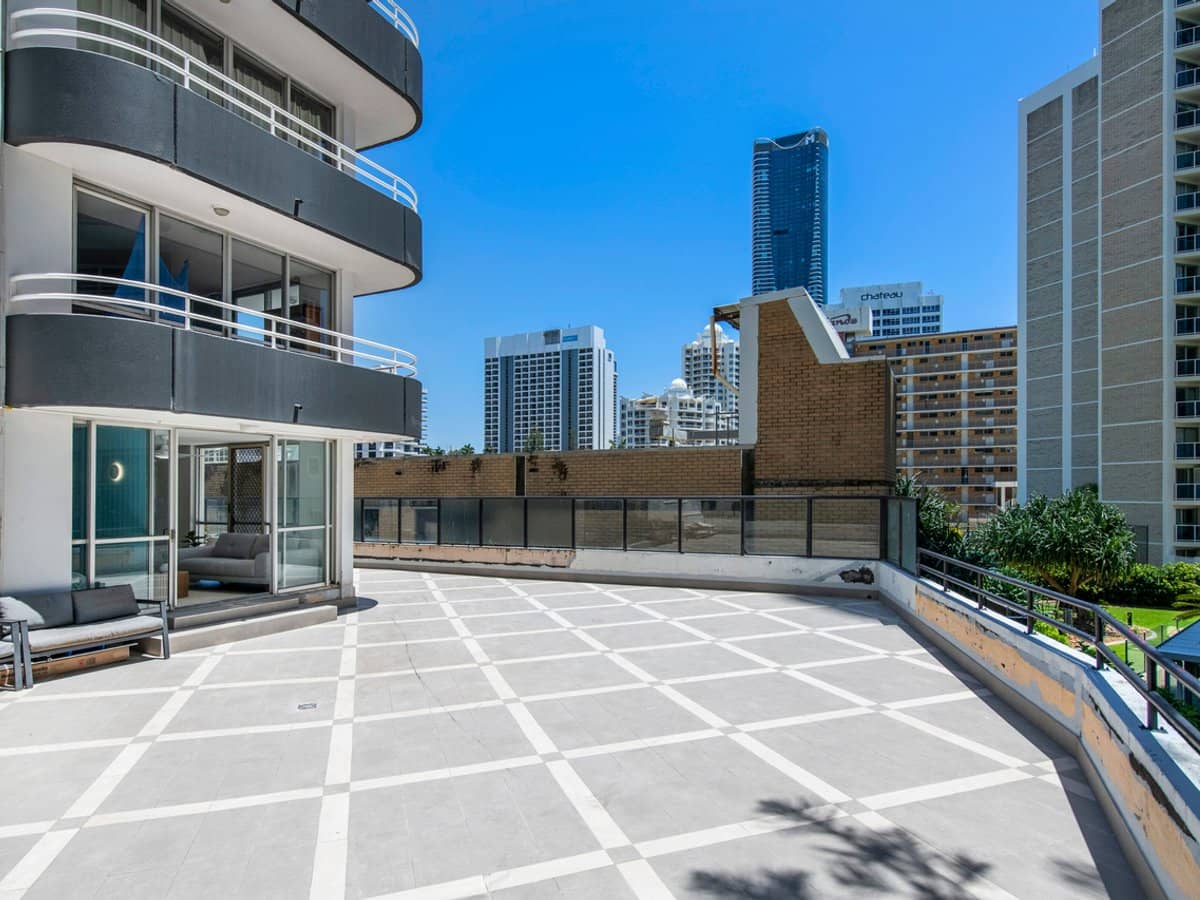 19 Orchid Avenue, SURFERS PARADISE - Thumbnail 21