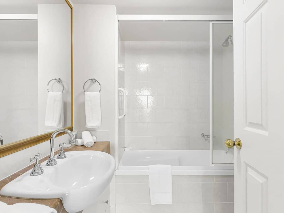 2633 Gold Coast Highway, BROADBEACH - Thumbnail 7