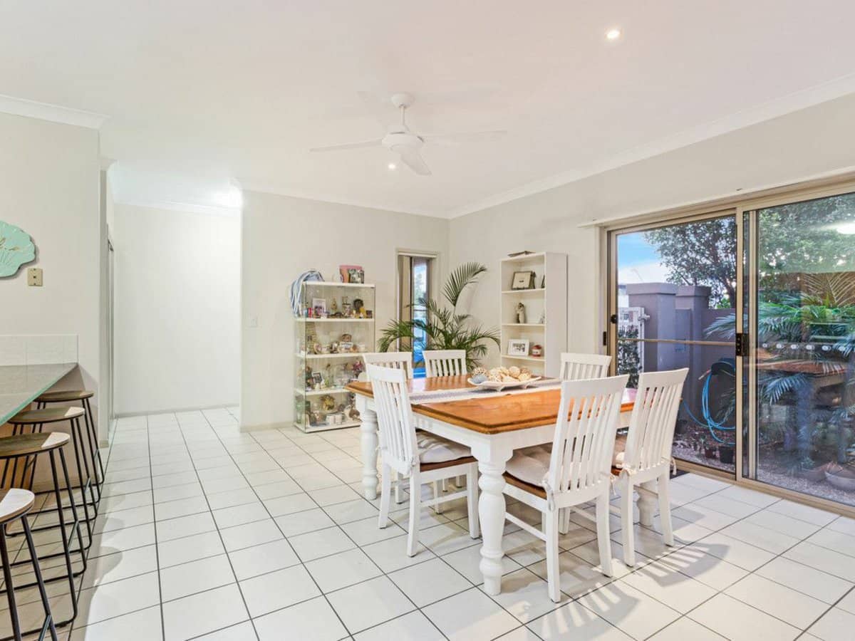 3 Winton Terrace, VARSITY LAKES - Thumbnail 6