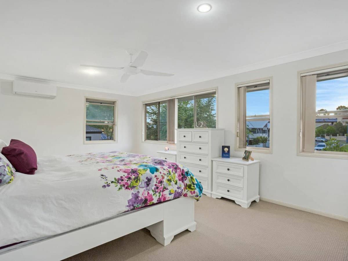 3 Winton Terrace, VARSITY LAKES - Thumbnail 9