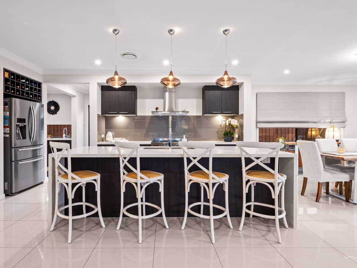 17 Forest Court, Helensvale - Thumbnail 4