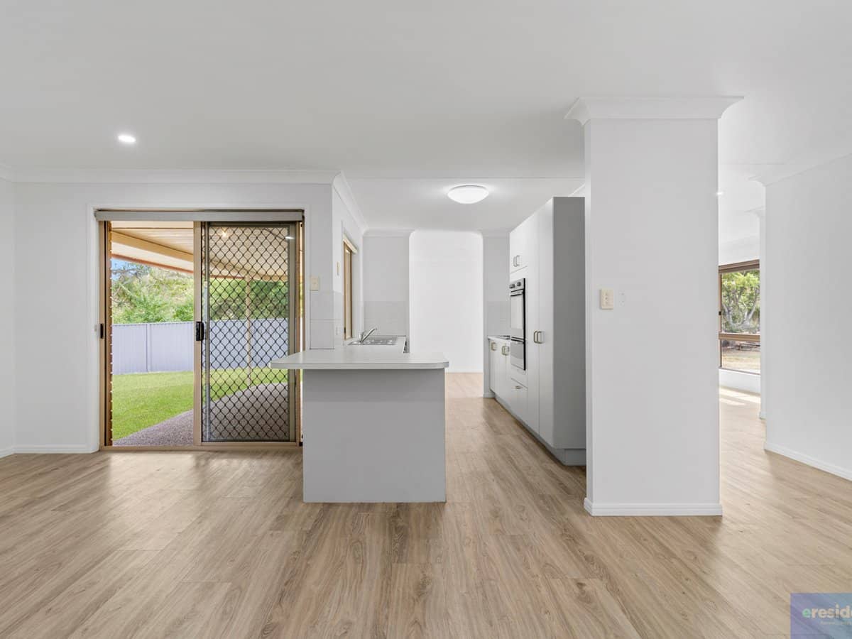 32 Leighton Drive, Edens Landing - Thumbnail 7