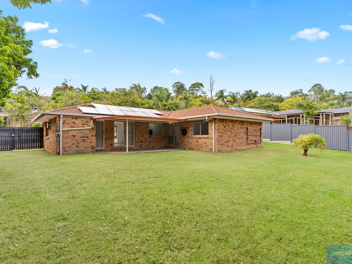 32 Leighton Drive, Edens Landing - Thumbnail 23