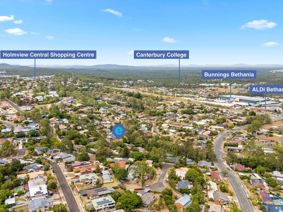 32 Leighton Drive, Edens Landing - Thumbnail 25