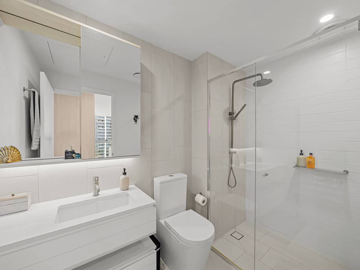 12 Philip Avenue, Broadbeach - Thumbnail 13