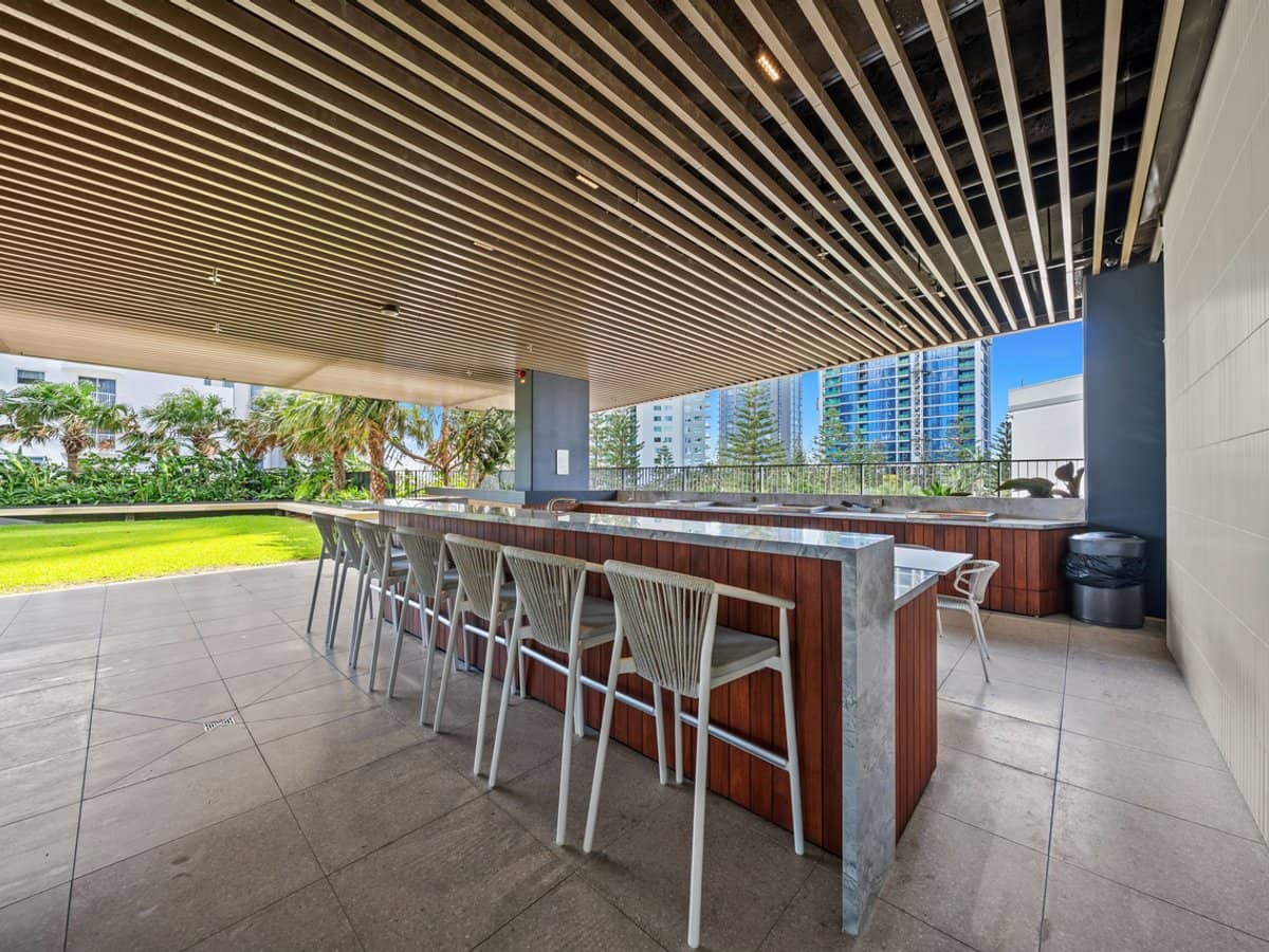 12 Philip Avenue, Broadbeach - Thumbnail 25