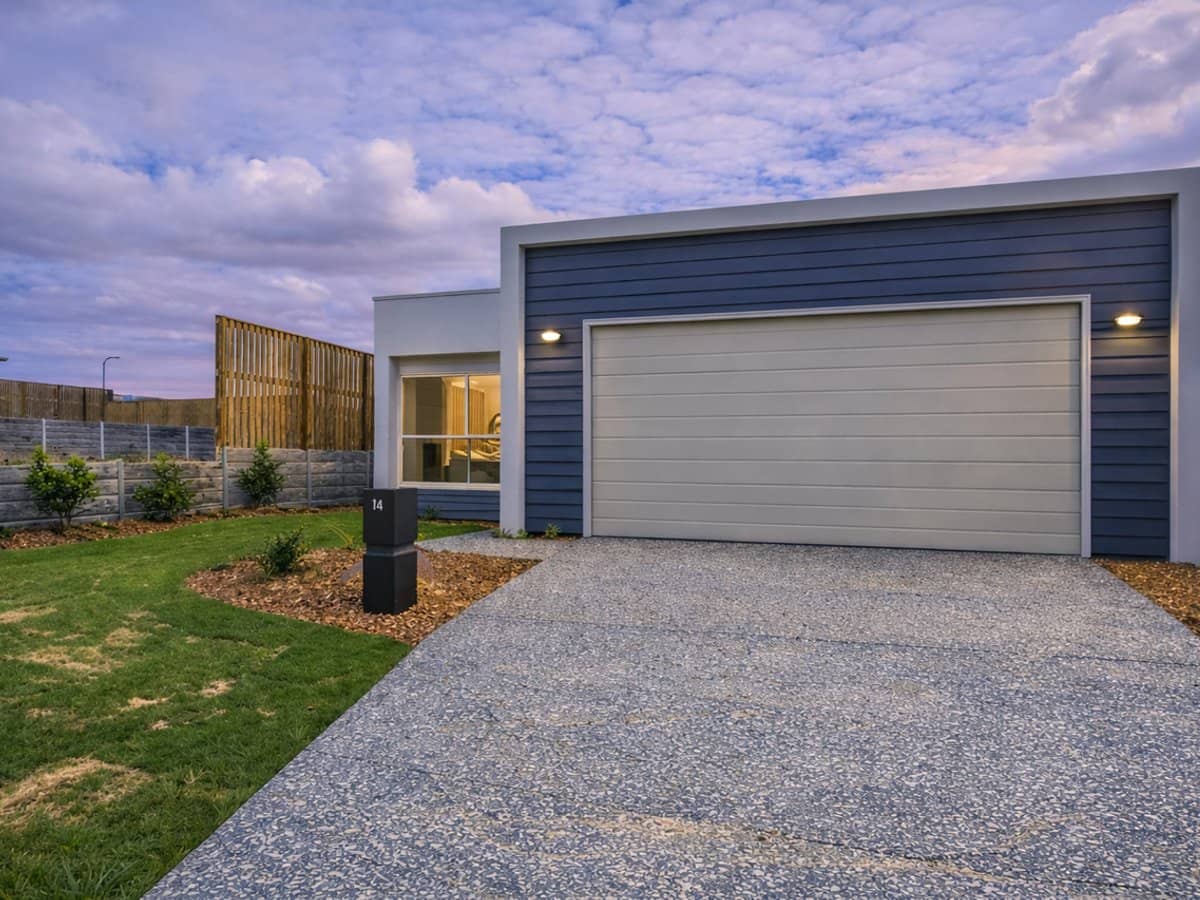 14 Howell Crescent, Pimpama - Thumbnail 1
