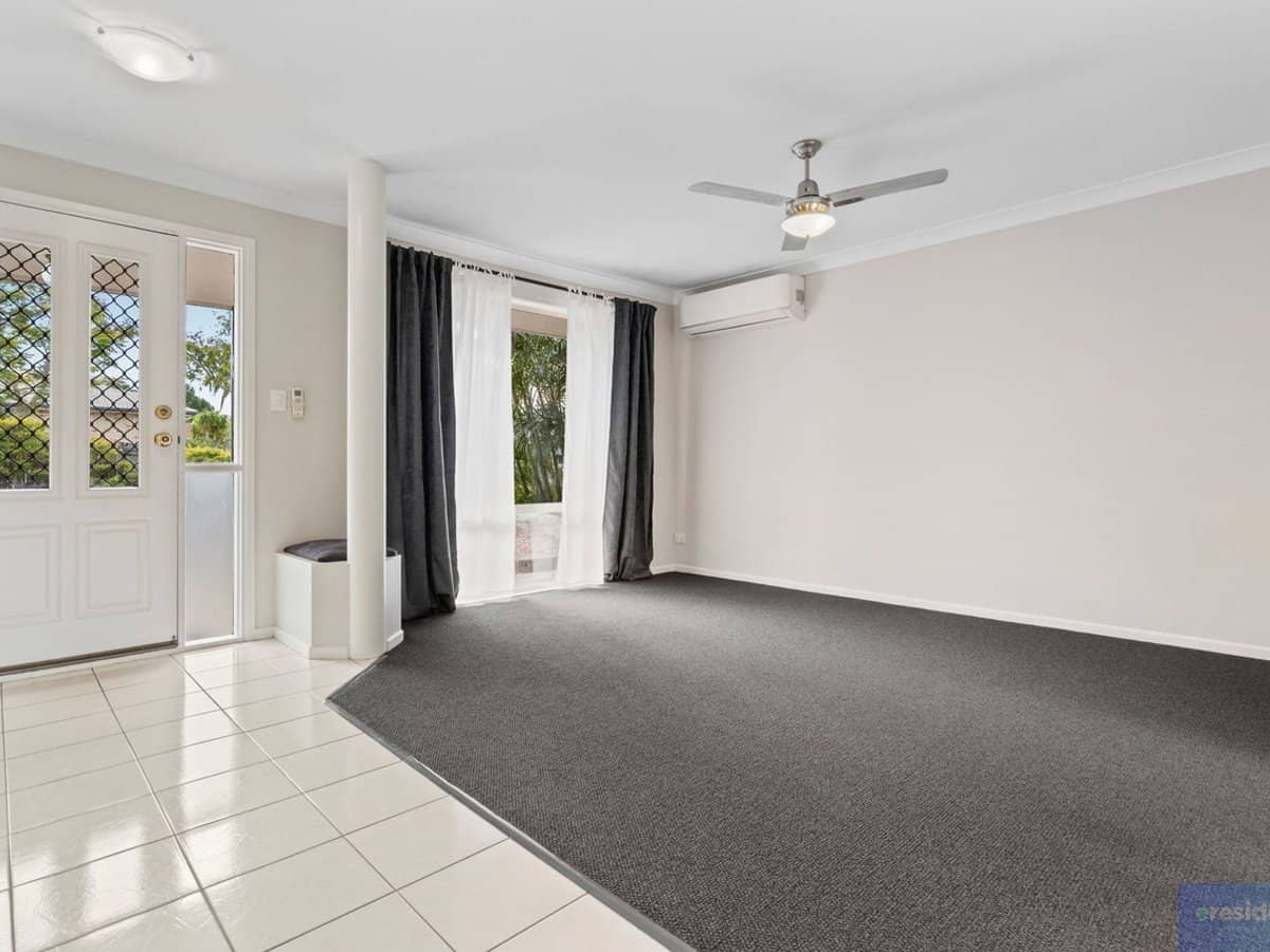 2 Leighton Drive, Edens Landing - Thumbnail 3