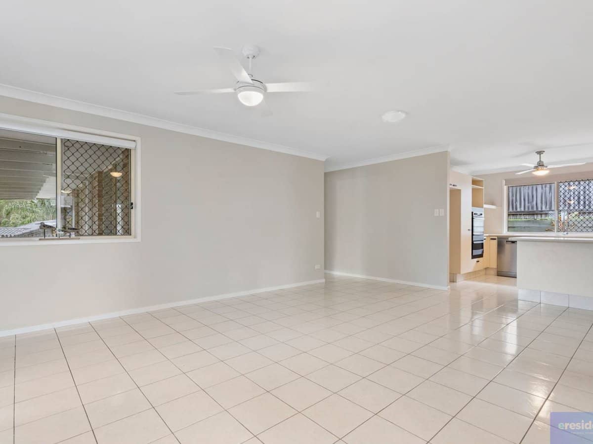 2 Leighton Drive, Edens Landing - Thumbnail 7