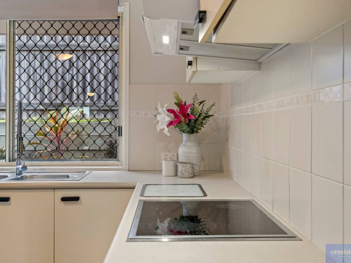 2 Leighton Drive, Edens Landing - Thumbnail 10