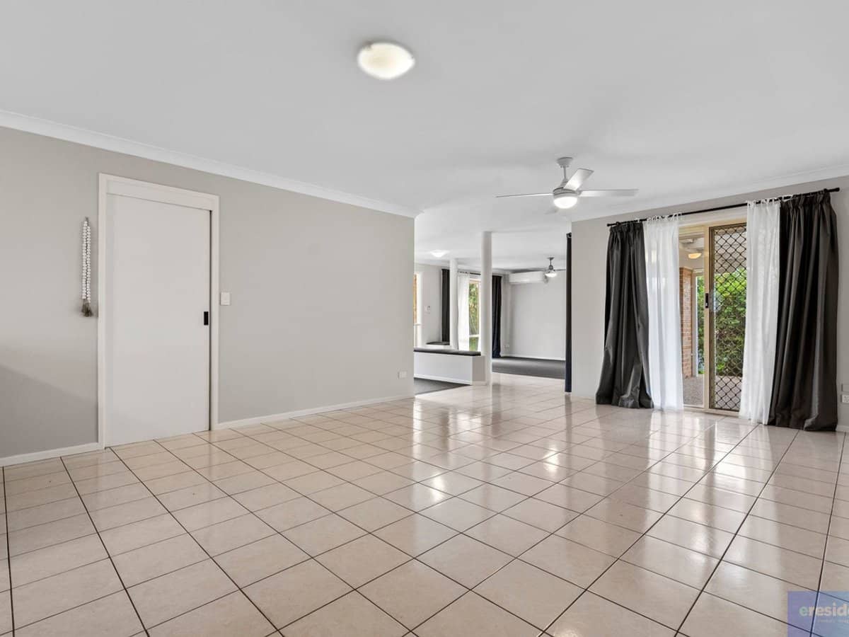 2 Leighton Drive, Edens Landing - Thumbnail 11