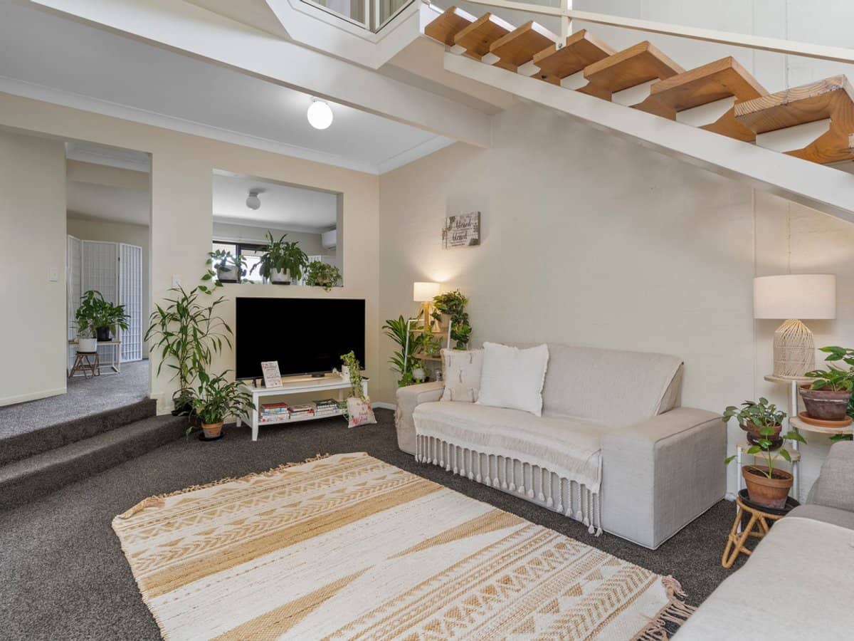 5 Brittney Court, ASHMORE - Thumbnail 6