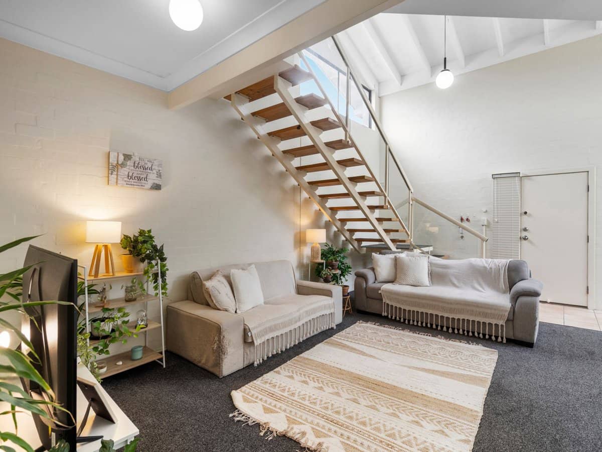 5 Brittney Court, ASHMORE - Thumbnail 7