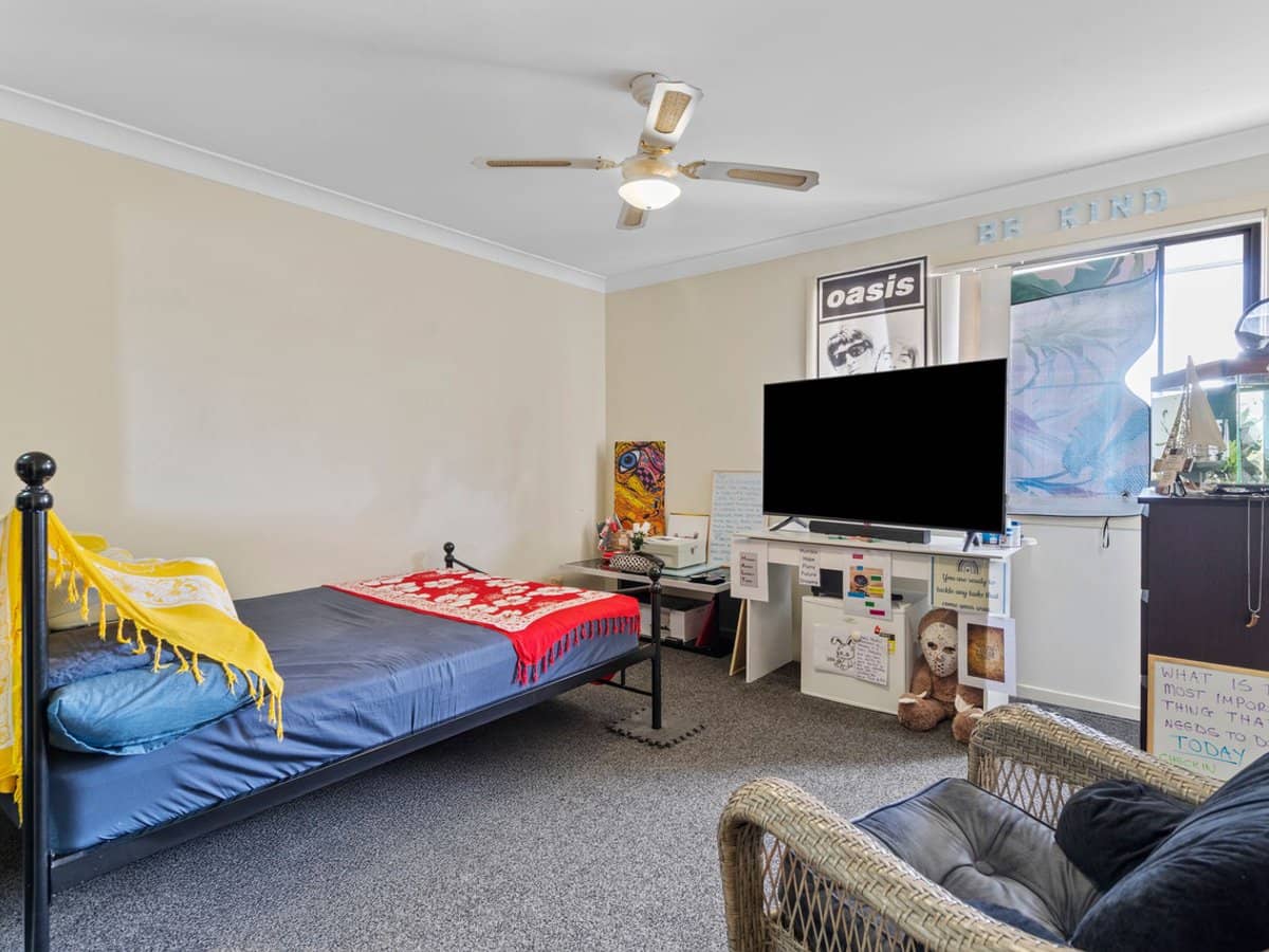 5 Brittney Court, ASHMORE - Thumbnail 9