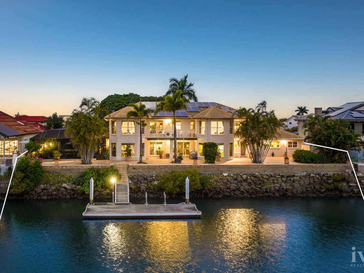 82-84 Tradewinds Avenue, Paradise Point - Thumbnail 1