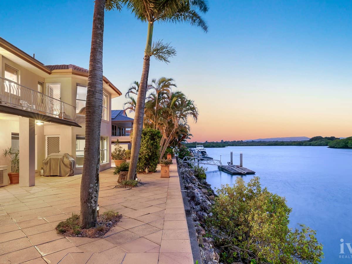 82-84 Tradewinds Avenue, Paradise Point - Thumbnail 12