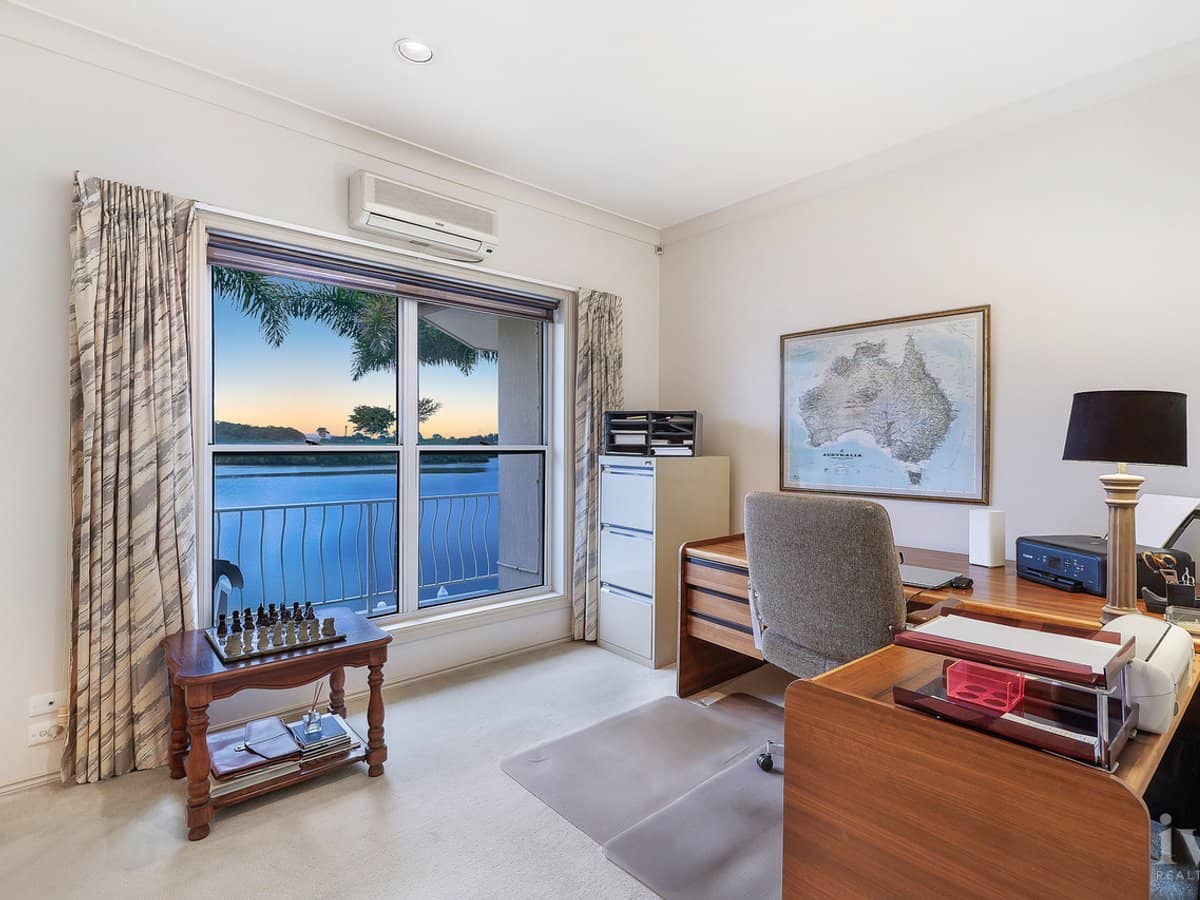 82-84 Tradewinds Avenue, Paradise Point - Thumbnail 24