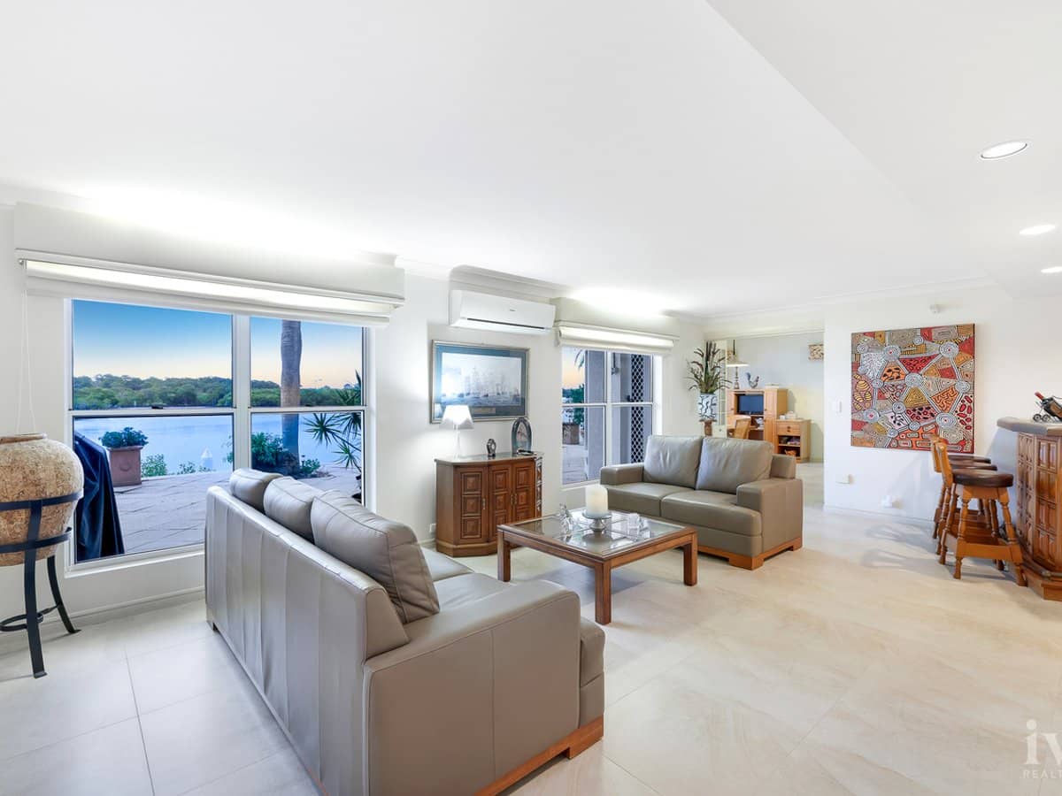 82-84 Tradewinds Avenue, Paradise Point - Thumbnail 25