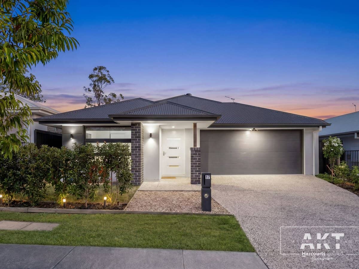 17 Flinders Drive, YARRABILBA - Thumbnail 1