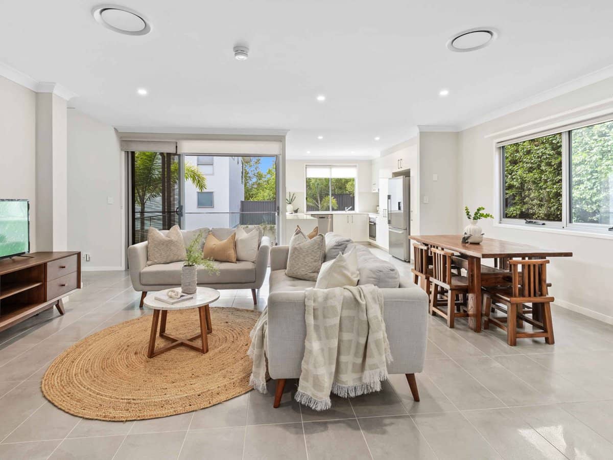 17 Great Southern Drive, ROBINA - Thumbnail 1