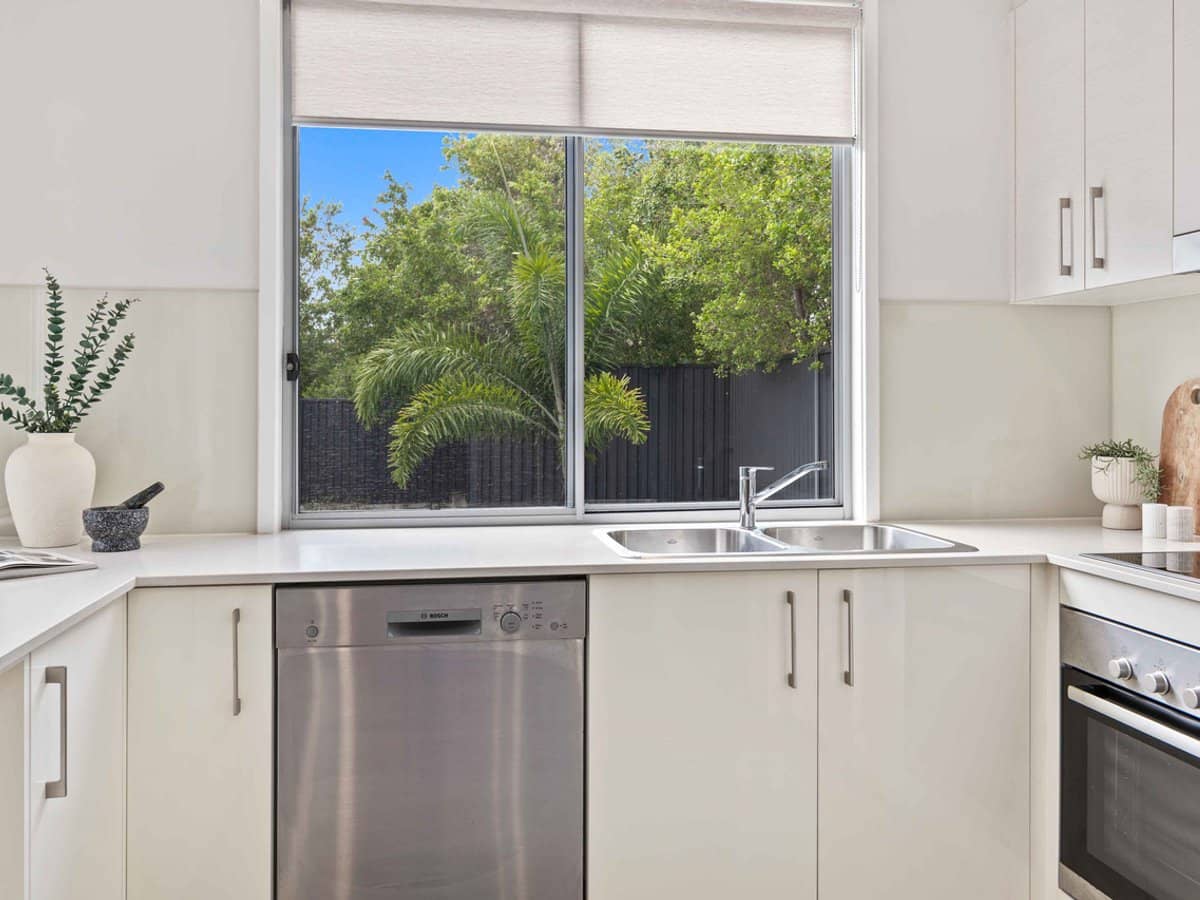 17 Great Southern Drive, ROBINA - Thumbnail 7