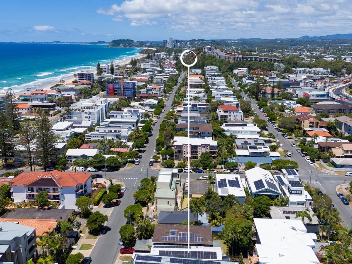 88 Seagull Avenue, MERMAID BEACH - Thumbnail 18