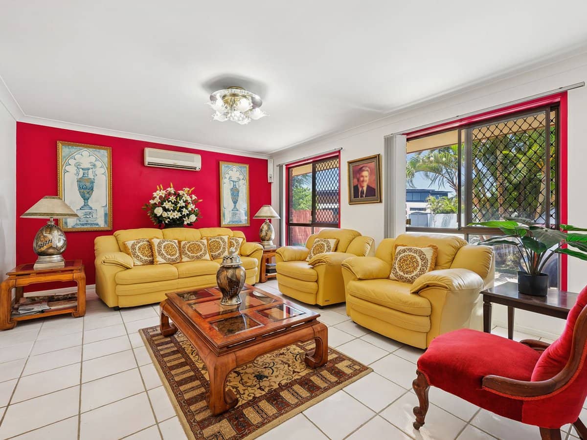 9 Darnay Road, Broadbeach Waters - Thumbnail 4