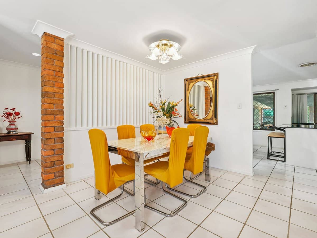 9 Darnay Road, Broadbeach Waters - Thumbnail 12