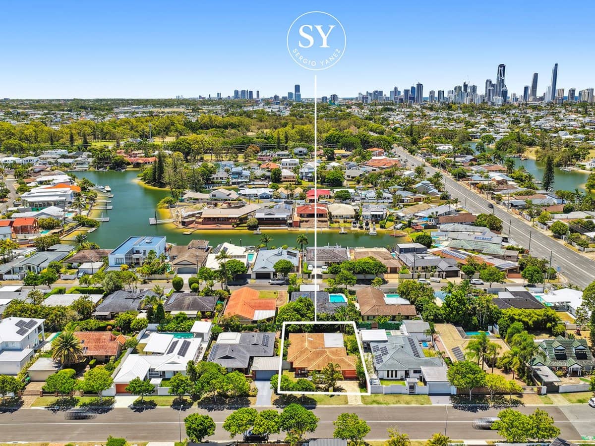 9 Darnay Road, Broadbeach Waters - Thumbnail 17