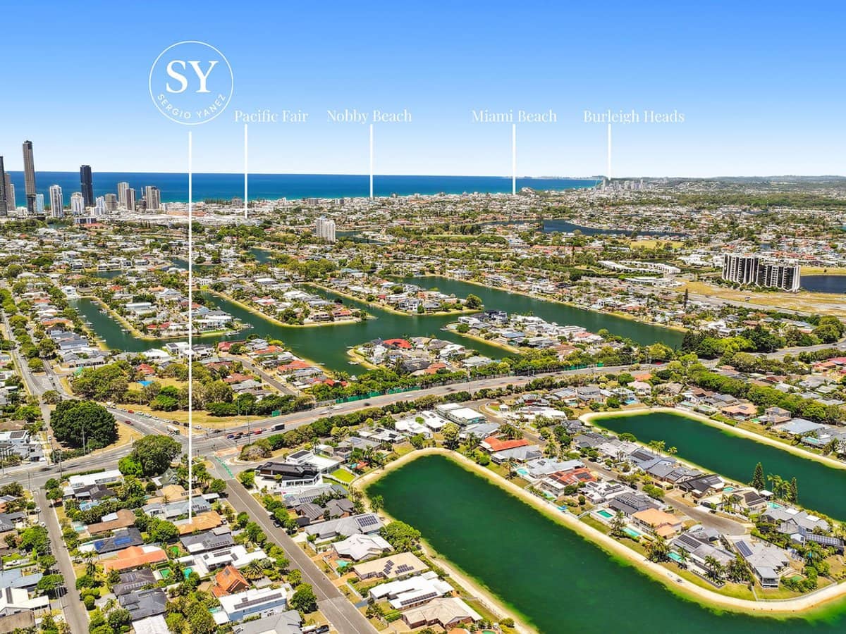 9 Darnay Road, Broadbeach Waters - Thumbnail 23