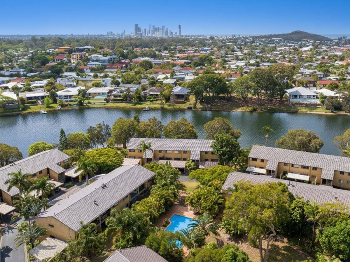 20-24 Barbet Place, Burleigh Waters - Thumbnail 12