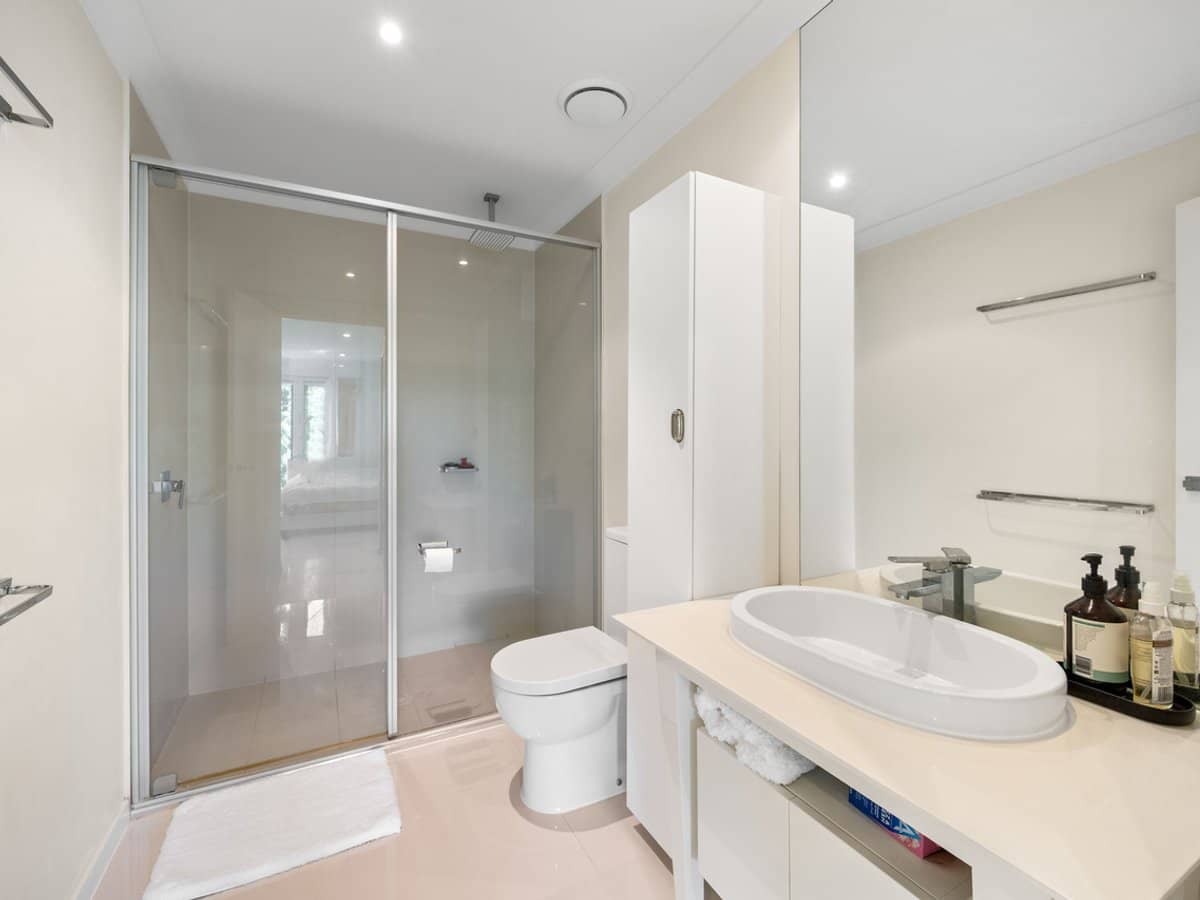 62 Easthill Drive, Robina - Thumbnail 12