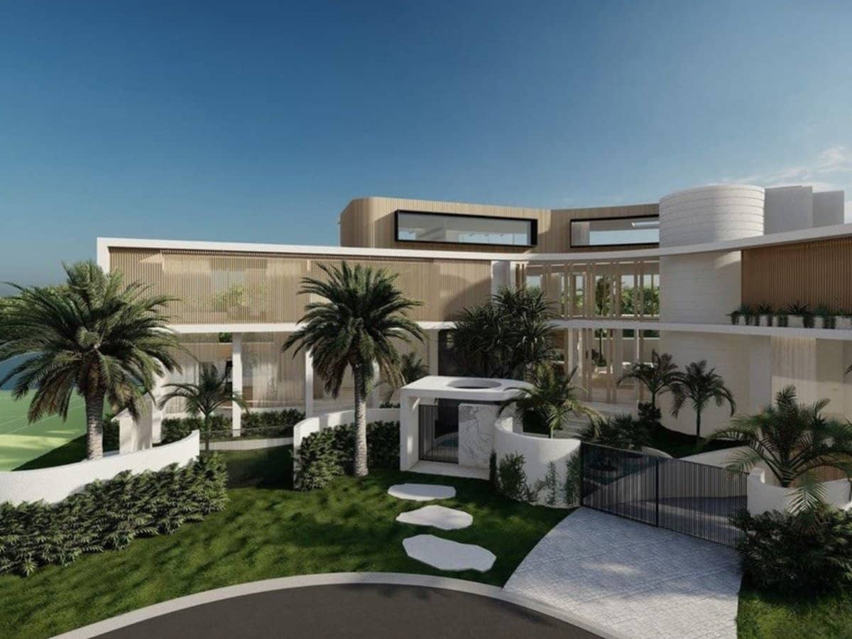 11 Regents Court, Paradise Point - Thumbnail 3