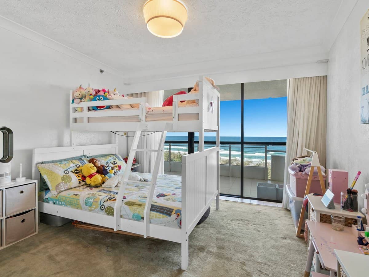 3 Cunningham Avenue, MAIN BEACH - Thumbnail 16