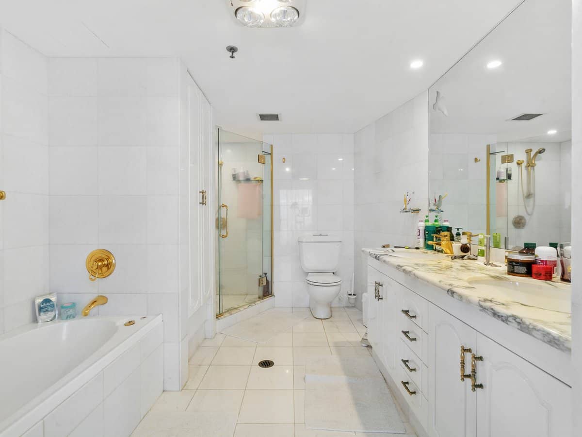 3 Cunningham Avenue, MAIN BEACH - Thumbnail 17