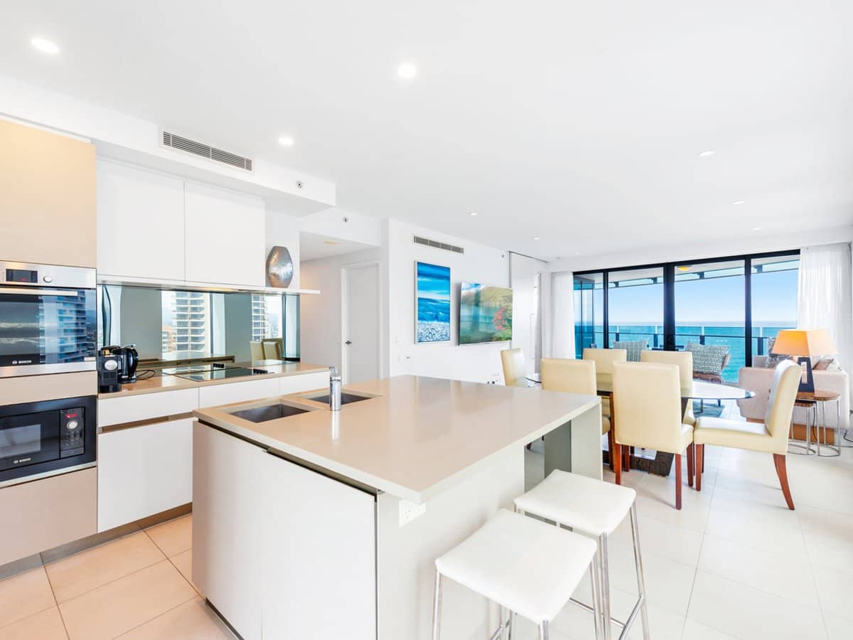 4 The Esplanade, SURFERS PARADISE - Thumbnail 4